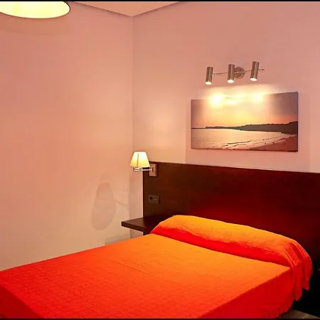 Cerca De Playa Y Centro