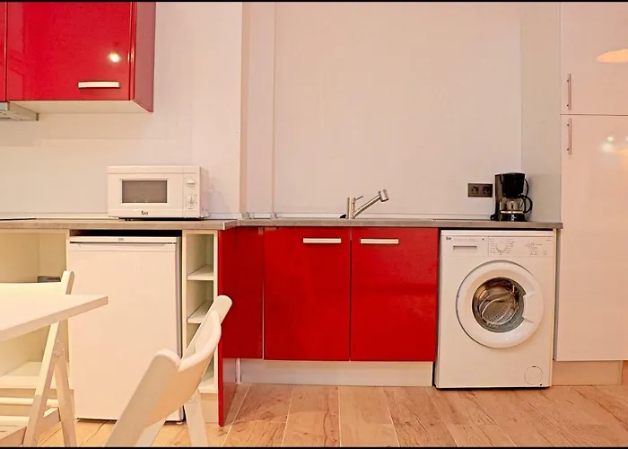 Cerca De Playa Y Centro